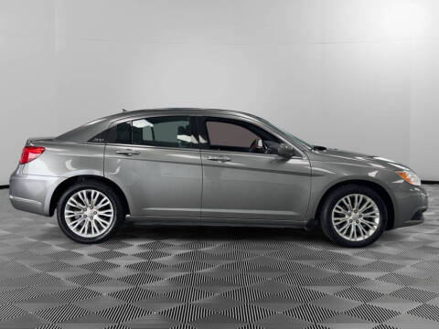 2012 Chrysler 200 LX