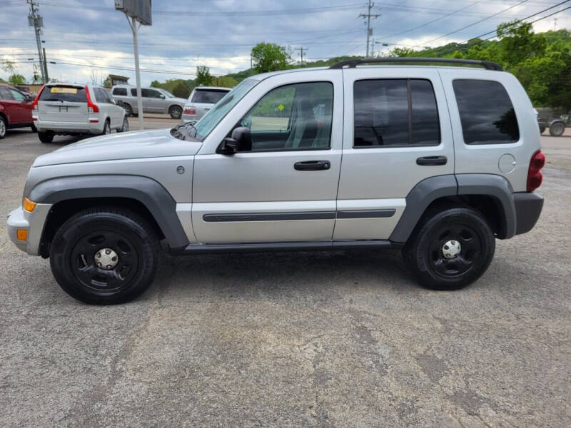 2005 Jeep Liberty for sale at Knoxville Wholesale in Knoxville TN