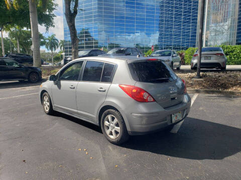 2012 Nissan Versa 1.8 S