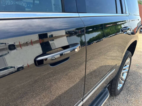 2017 GMC Yukon SLT