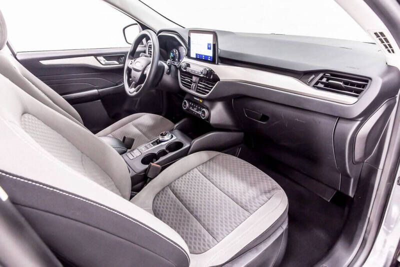 2021 Ford Escape Hybrid SE