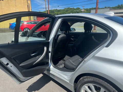 2017 BMW 3 Series 320i xDrive