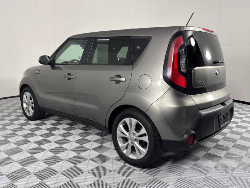 2015 Kia Soul + photo 8