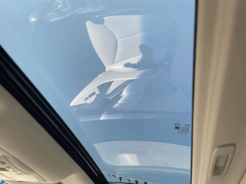 2011 Infiniti G37 Coupe x