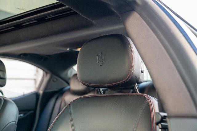 2016 Maserati Ghibli 10