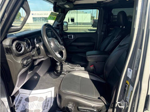 2022 Jeep Gladiator Overland