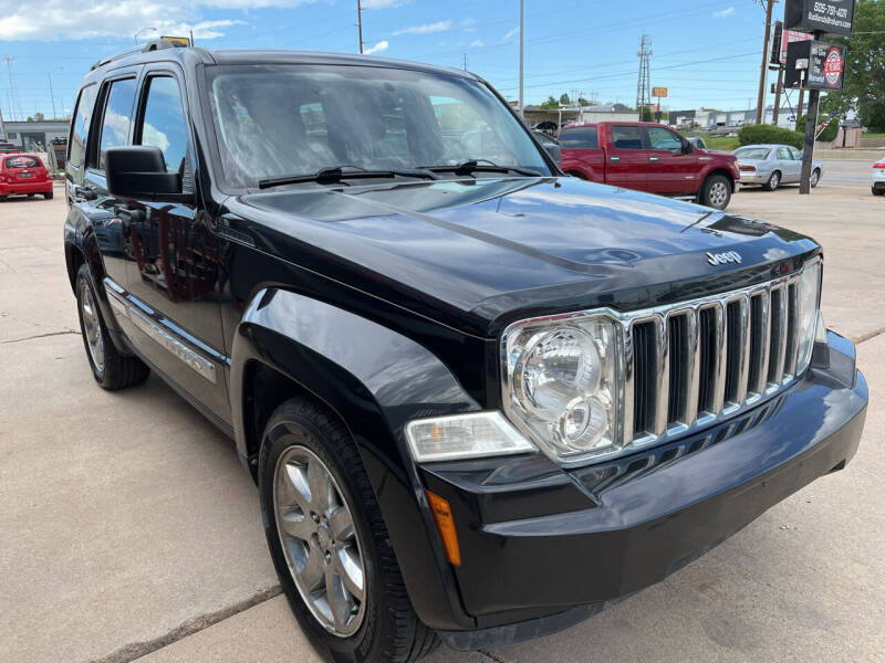 2012 Jeep Liberty Limited photo 4