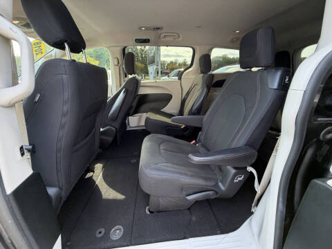 2018 Chrysler Pacifica Touring Plus