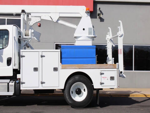 2019 Freightliner M2 106