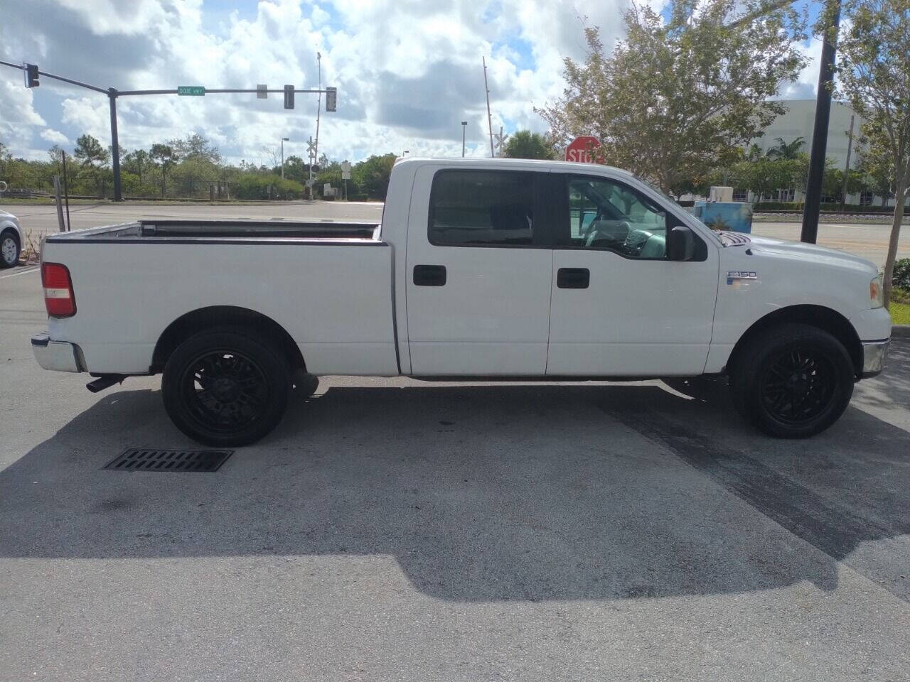 2006 Ford F-150 Pickup - $5,950