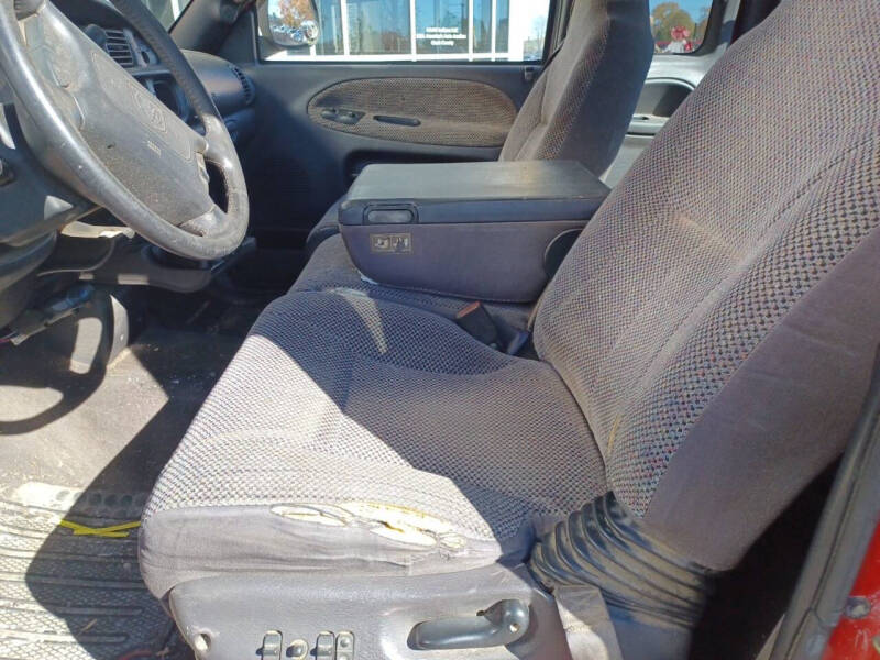 1999 Dodge Ram 1500 ST