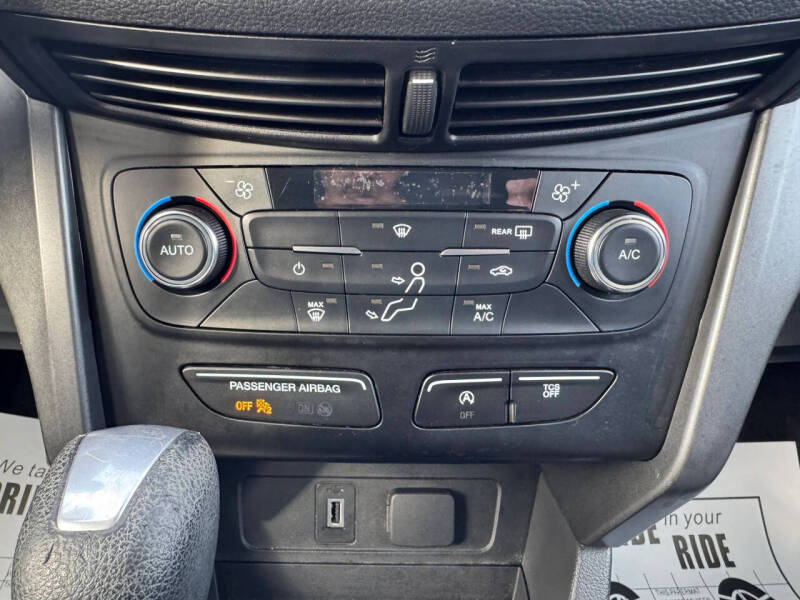 2017 Ford Escape SE