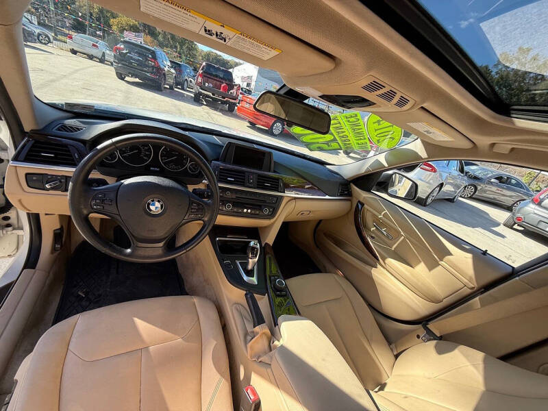 2014 BMW 3 Series 320i