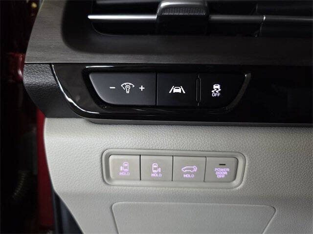 2024 Kia Carnival EX