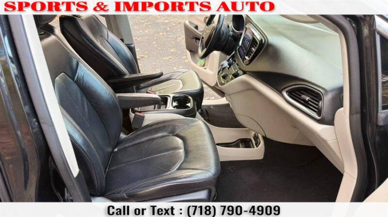 2018 Chrysler Pacifica Touring L