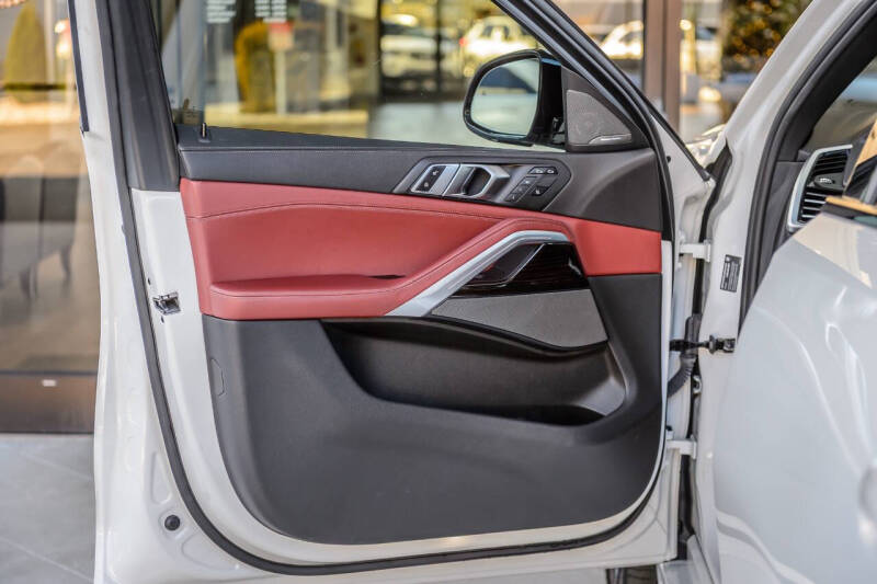 2021 BMW X6 xDrive40i