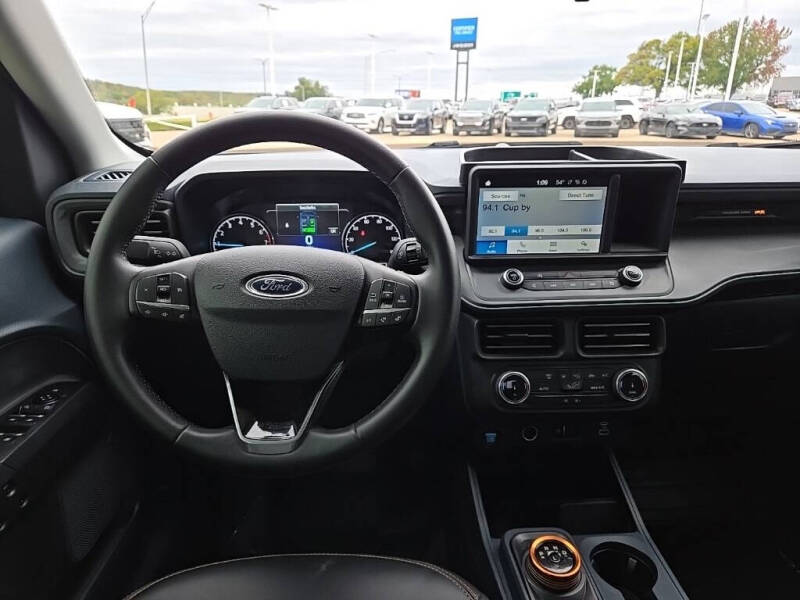 2023 Ford Maverick Lariat