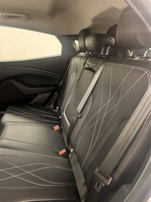 2021 Ford Mustang Mach-E Select