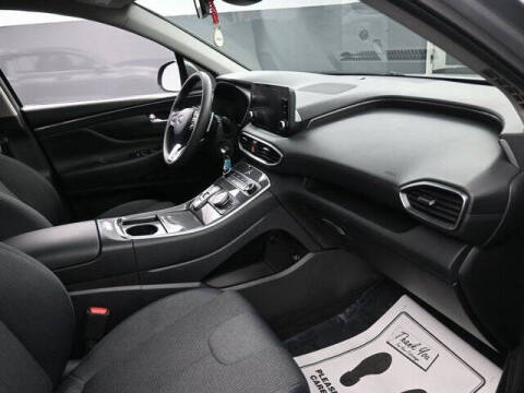 2023 Hyundai Santa Fe SE