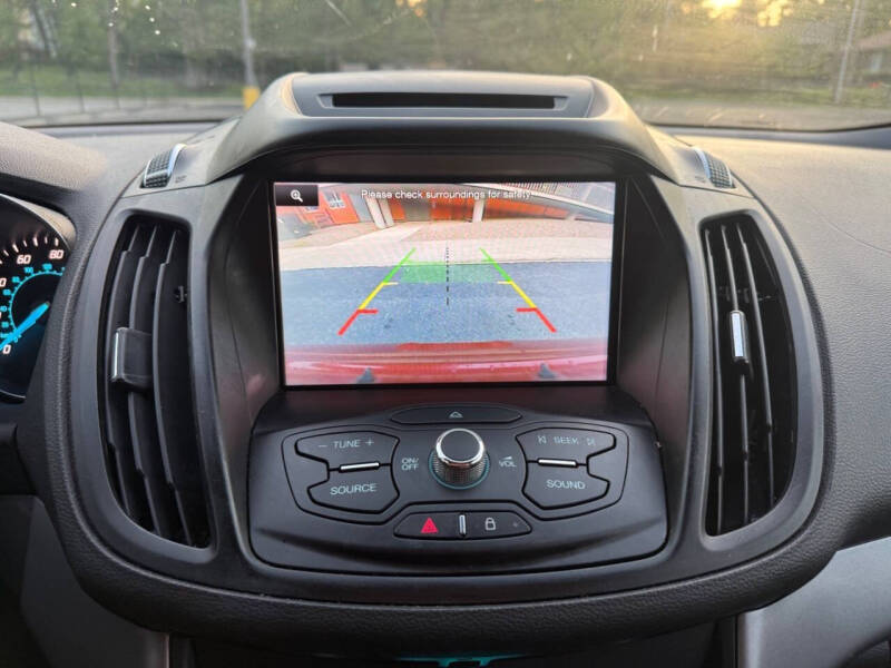 2015 Ford Escape SE