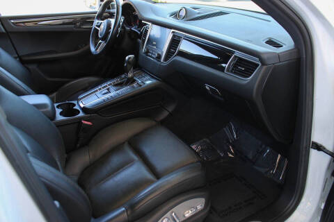 2017 Porsche Macan S