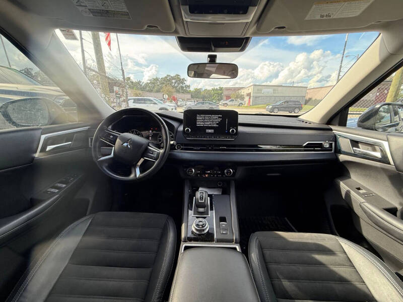 2022 Mitsubishi Outlander