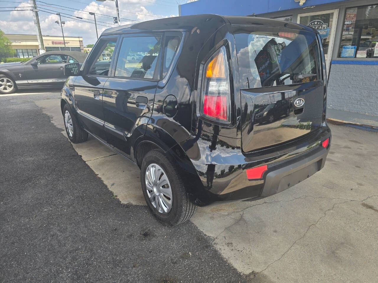 2010 Kia Soul for sale at QUEENSGATE AUTO SALES in York, PA