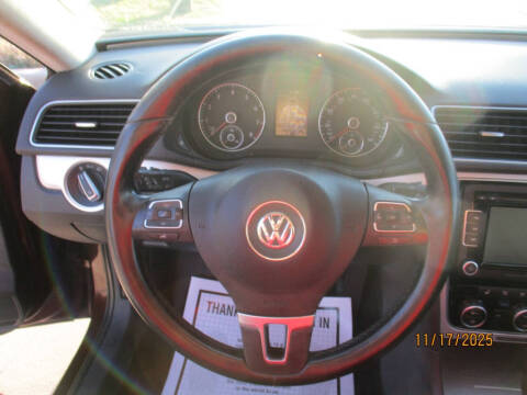 2012 Volkswagen Passat SE PZEV