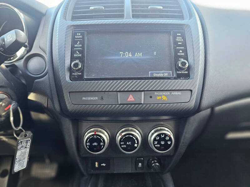 2024 Mitsubishi Outlander Sport ES