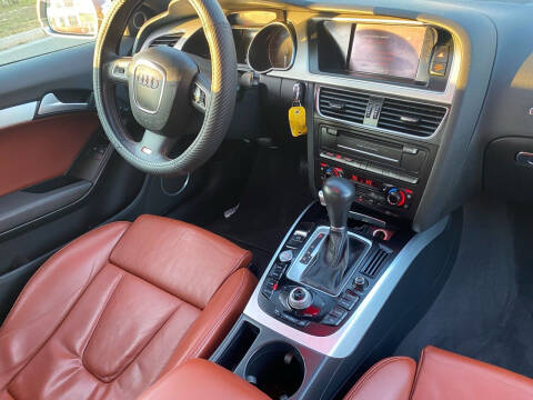 2011 Audi S5 4.2 quattro Prestige