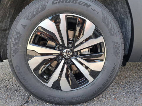 2026 Volkswagen Atlas Cross Sport SE