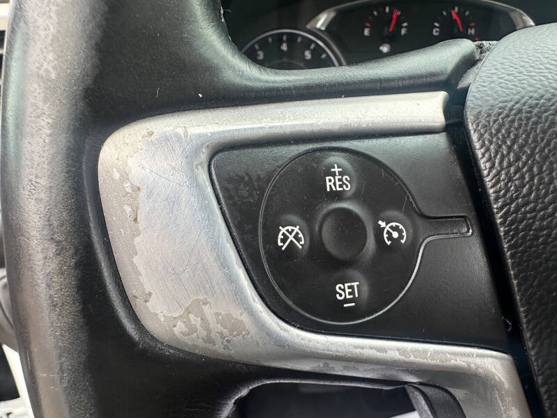 2017 GMC Acadia SLE-2