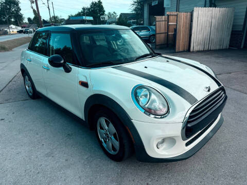 2016 MINI Hardtop 4 Door Cooper