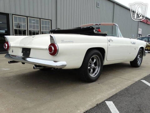 1956 Ford Thunderbird