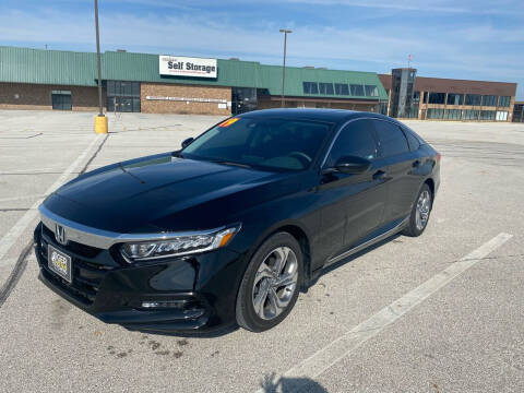 2019 Honda Accord for sale at Tiger Auto Sales Inc in Danville IA