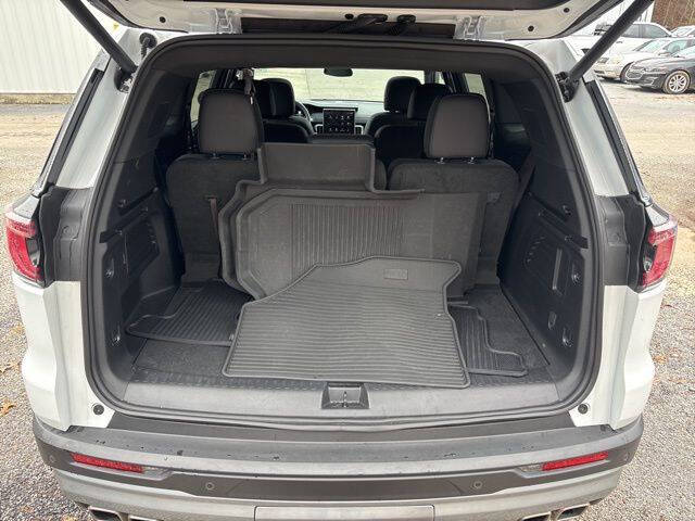 2024 GMC Acadia Elevation