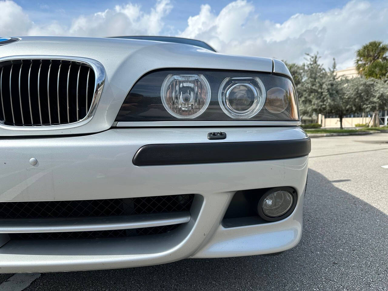 2003 BMW 5 Series 11