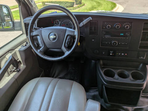 2023 Chevrolet Express LS 3500