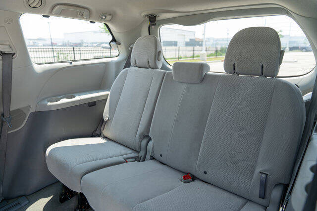 2011 Toyota Sienna