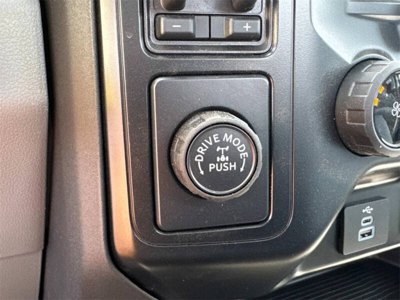 2025 Ford F-350 Super Duty XL