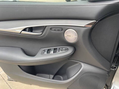 2025 Infiniti QX55 Essential