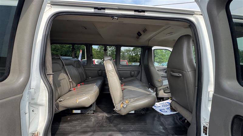 2017 Chevrolet Express LS 2500