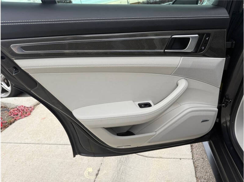 2017 Porsche Panamera 4S