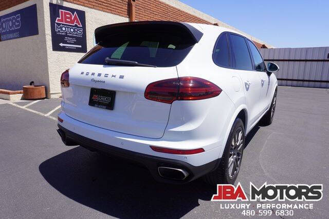2017 Porsche Cayenne Platinum Edition
