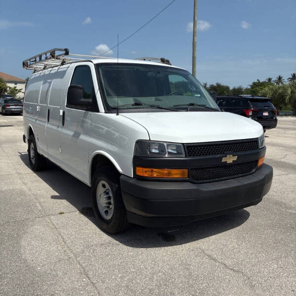 2020 Chevrolet Express 2500