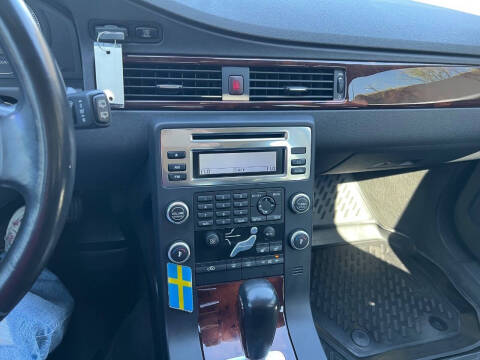 2008 Volvo V70 3.2