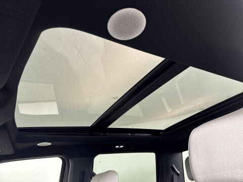 2023 Ford F-150 Lightning Platinum