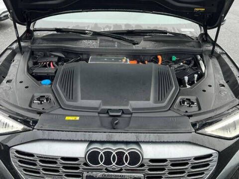 2024 Audi Q8 Sportback e-tron quattro Premium Plus S line