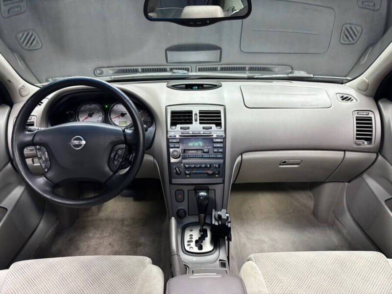 2002 Nissan Maxima