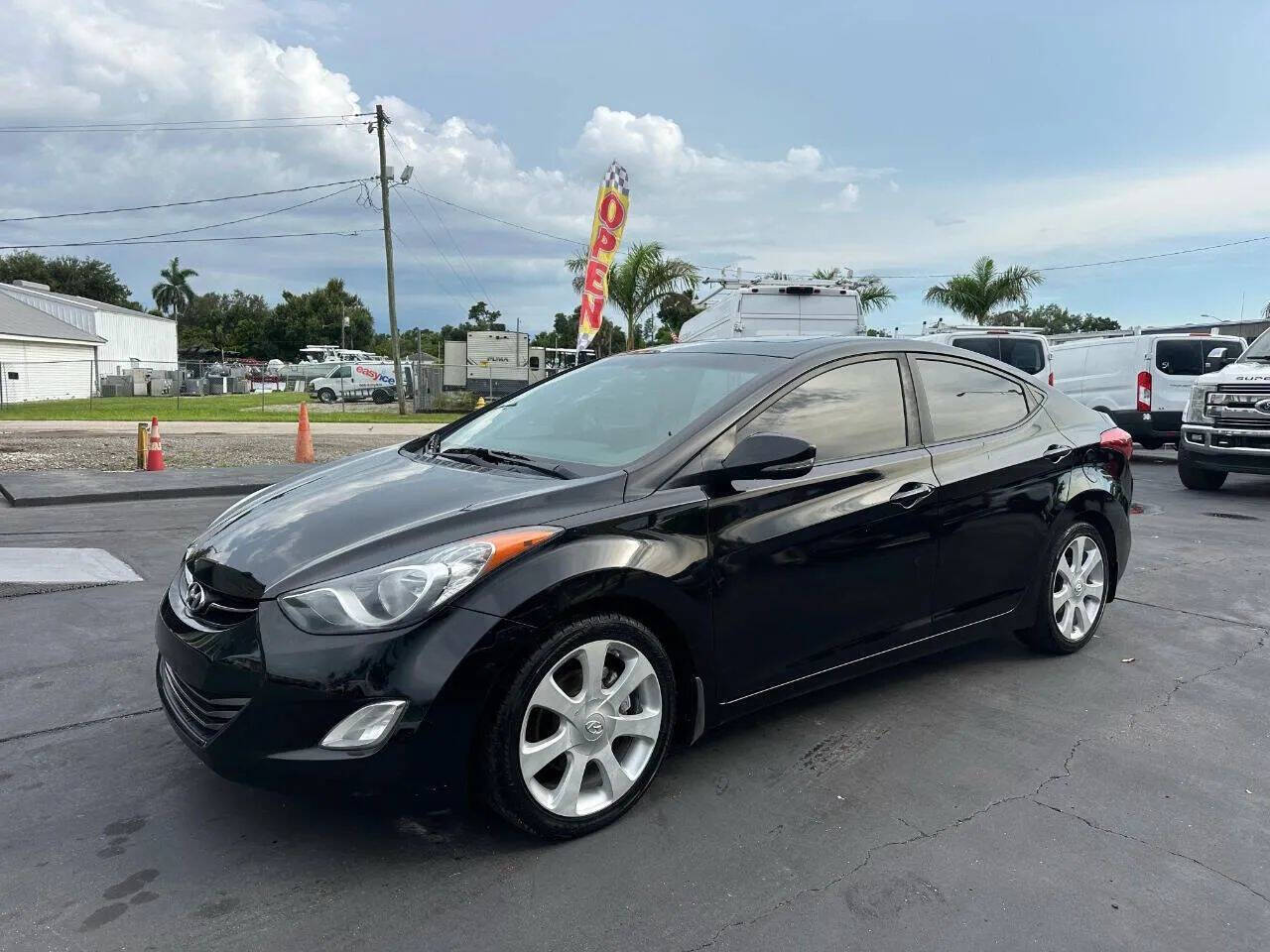2012 Hyundai Elantra Limited FWD
